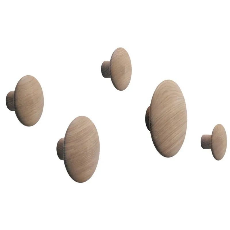 Do wyczerpania zapasów Muuto DOTS Wieszak Drewniany - Zestaw 5 Drewnianych Wieszaków / Dąb Naturalny