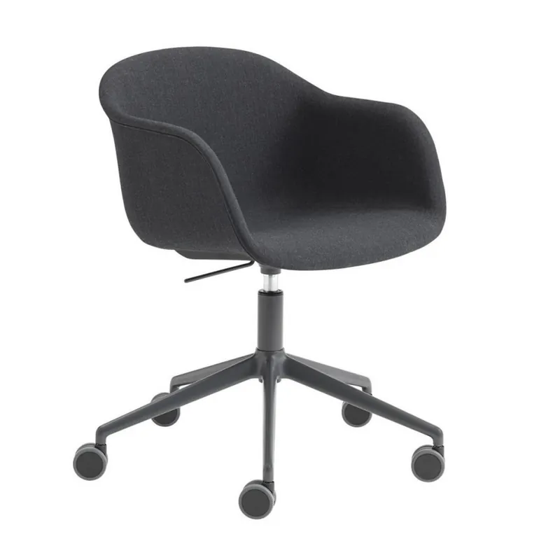 Muuto FIBER ARMCHAIR SWIVEL BASE Krzesło Obrotowe na Kółkach Czarne - Siedzisko Tapicerowane Czarną Tkaniną Remix 183 / Metalowa Rama Tylko do końca tygodnia