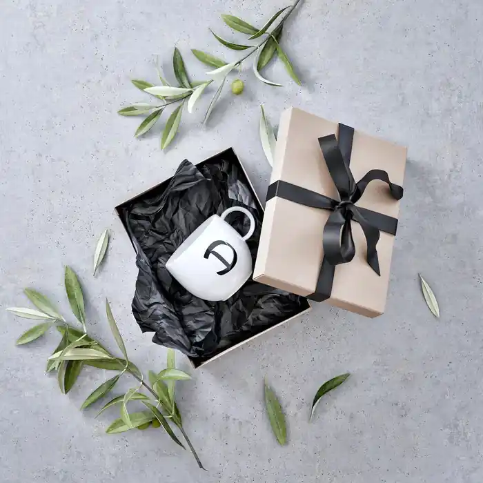Zamów teraz Kubek porcelanowy 330 ml - D - Letters - Villeroy & Boch