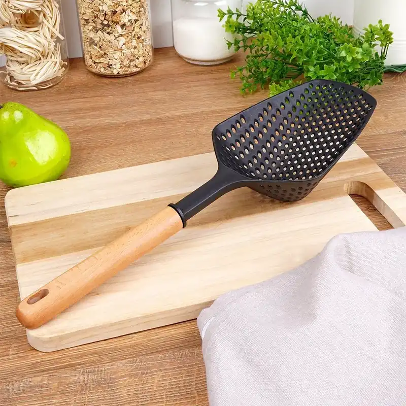 Łyżka cedzakowa / Szumówka nylonowa 36 cm Dodaj do koszyka