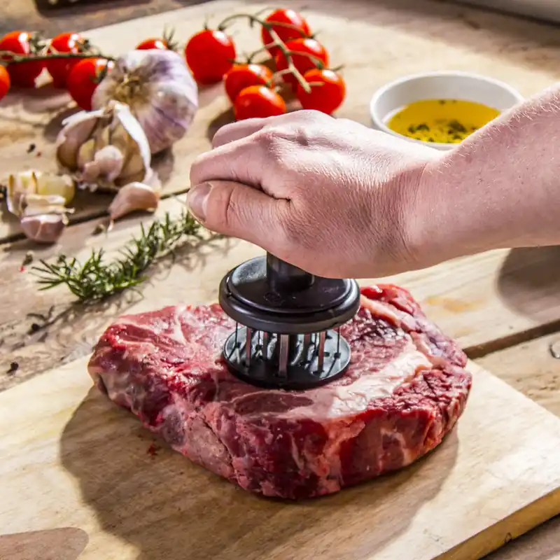 Nakłuwacz / tłuczek do mięsa plastikowy FRABOSK ITALY Promocja