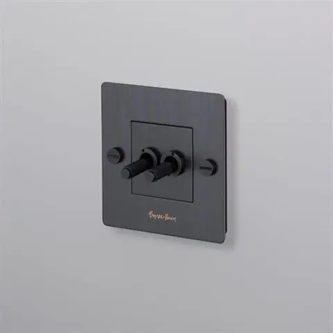 Zamów dziś EU WŁĄCZNIK 1G DOUBLE TOGGLE SWITCH CROSS SMOKED BRONZE Z LOGO | BUSTER + PUNCH